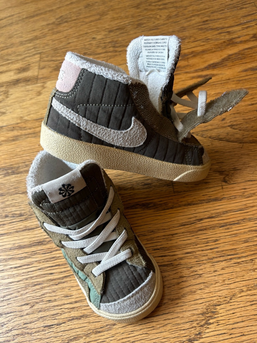 Nike Blazer Mid '77 Toddler Size 8 Sneaker - Picture 16 of 16